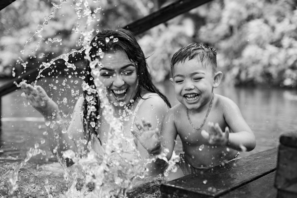 Fotografias de família e casais são tais tesouros. É incrível todos os sentimentos que essas fotografias podem evocar daqui a alguns anos … são inestimáveis. Para se preparar melhor para esses momentos agradáveis, aqui estão as respostas para algumas perguntas comuns.